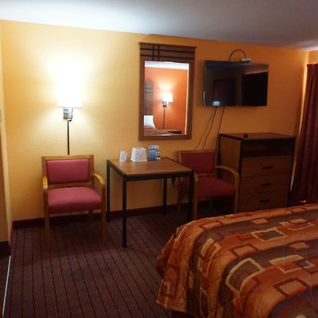 Relax Inn Вайнленд Екстериор снимка