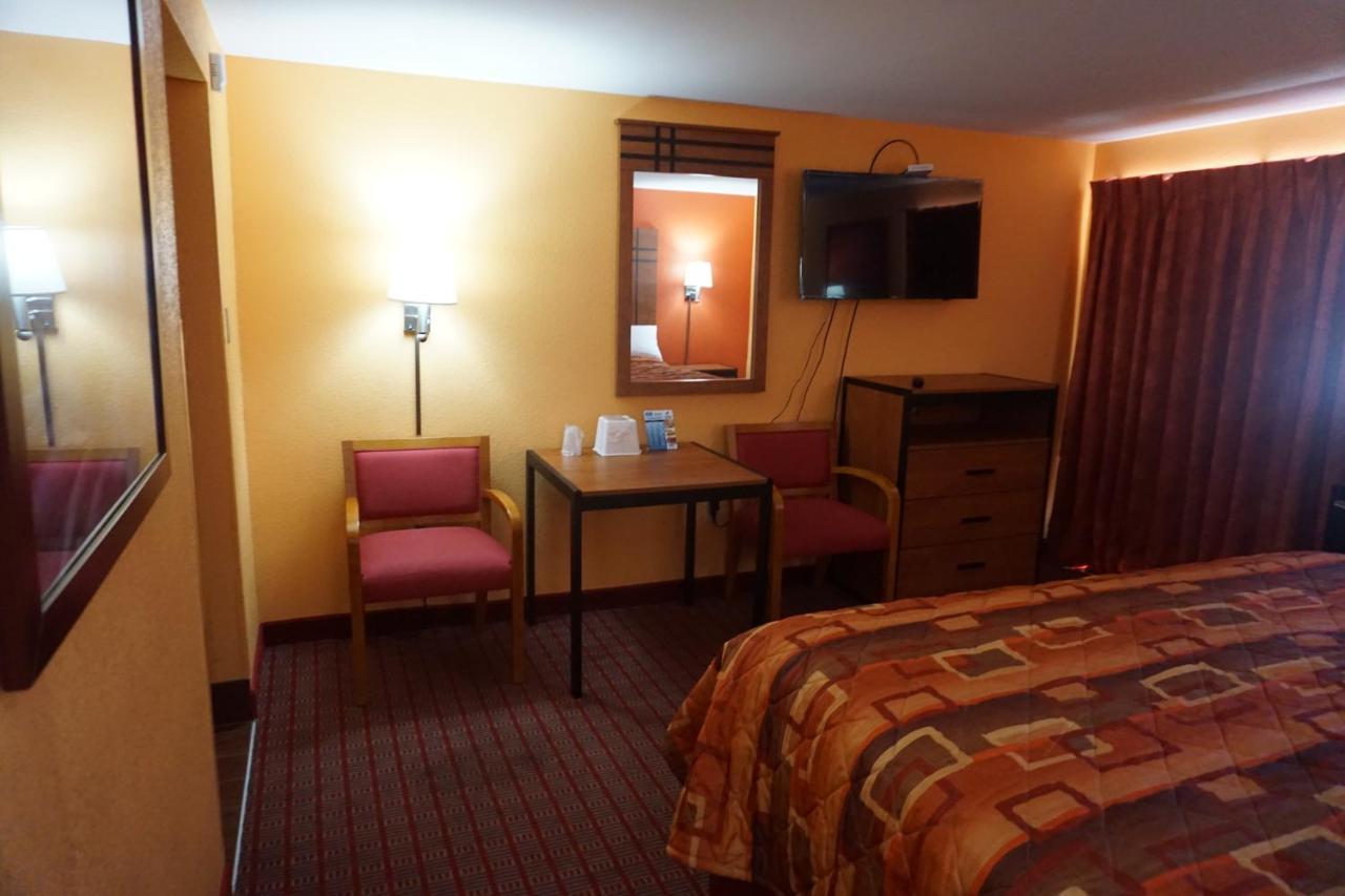Relax Inn Вайнленд Екстериор снимка