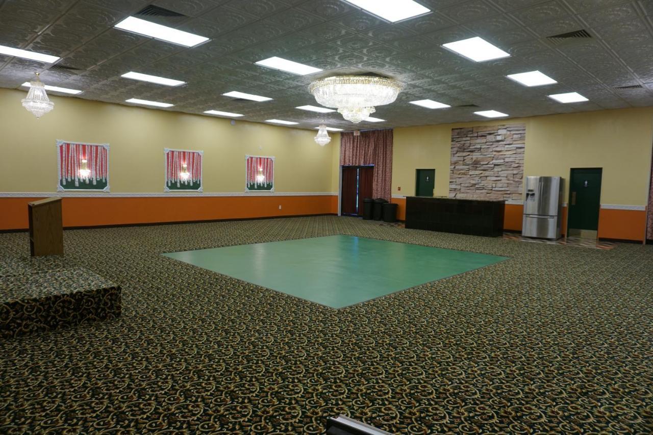 Relax Inn Вайнленд Екстериор снимка